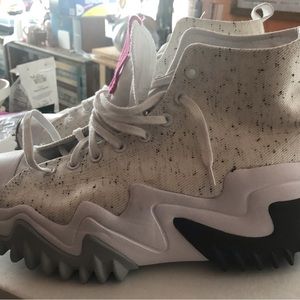 🐺Converse high top platform sneakers🐺